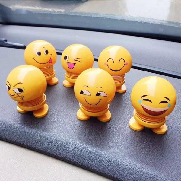 Emoji Shaking Head Dolls Smiley Face Dancing Nodding Toys(8 Pcs)
