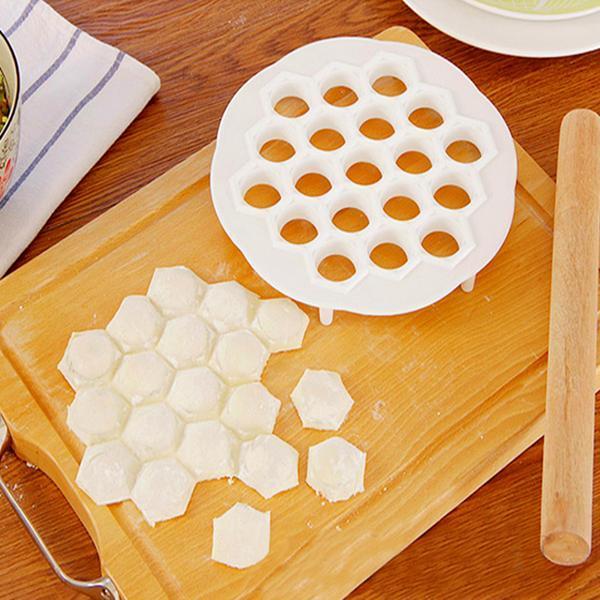 Quick Dumpling Mold-19 Hole Dumplings