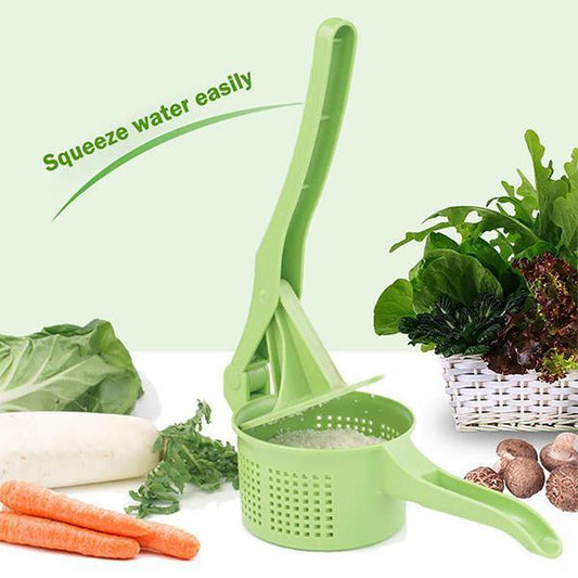Universal water squeezer
