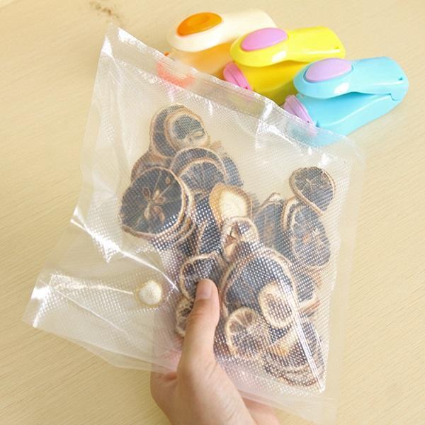 Portable Mini Sealing Household Machine