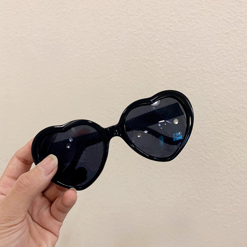 3D Heart-shaped special effect glasses