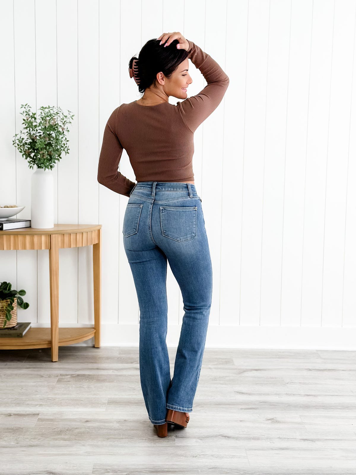 🔥Last day to buy 1 get 1 free🔥Holy Grail Tummy Control Bootcut Jeans
