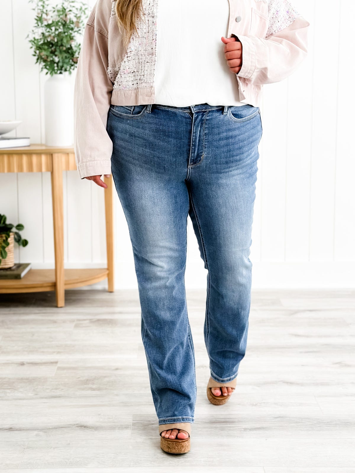 🔥Last day to buy 1 get 1 free🔥Holy Grail Tummy Control Bootcut Jeans